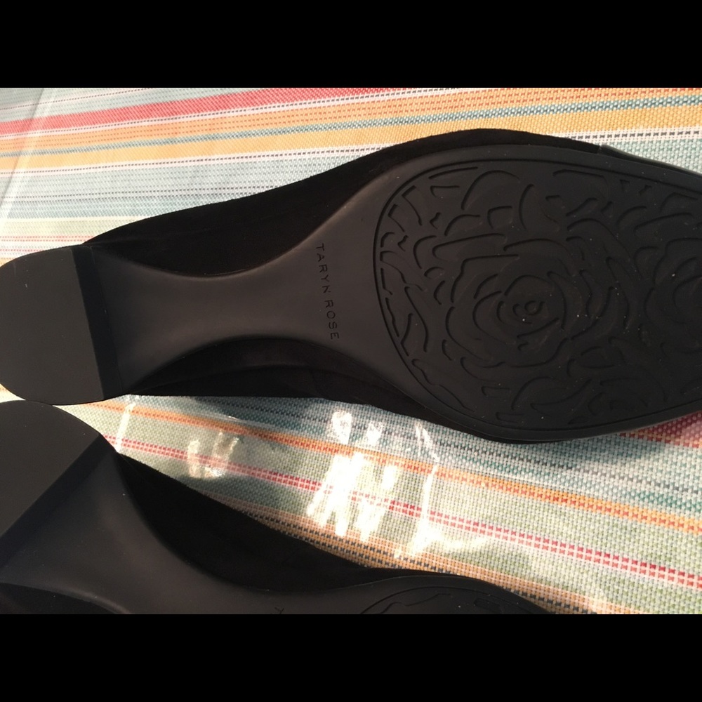 Shoes - Picture 4 of 8